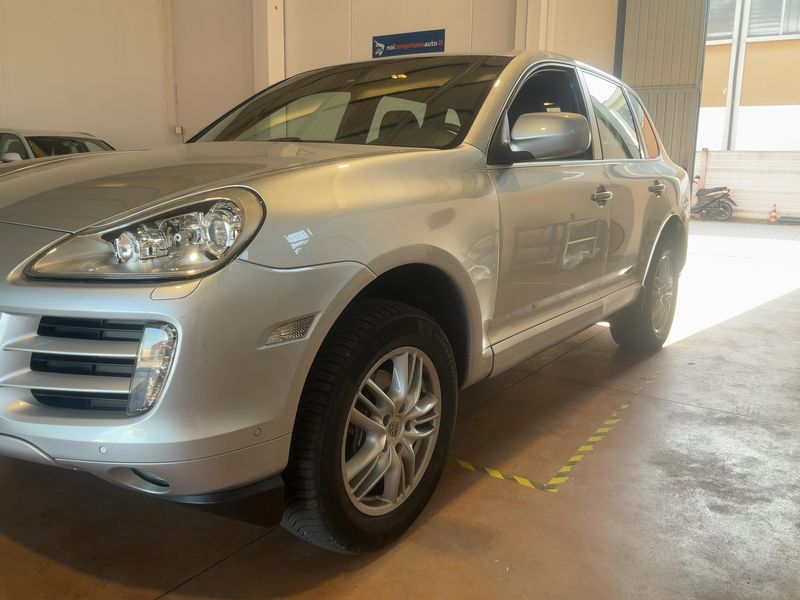 Porsche Cayenne 3.6 — zdjęcie 2