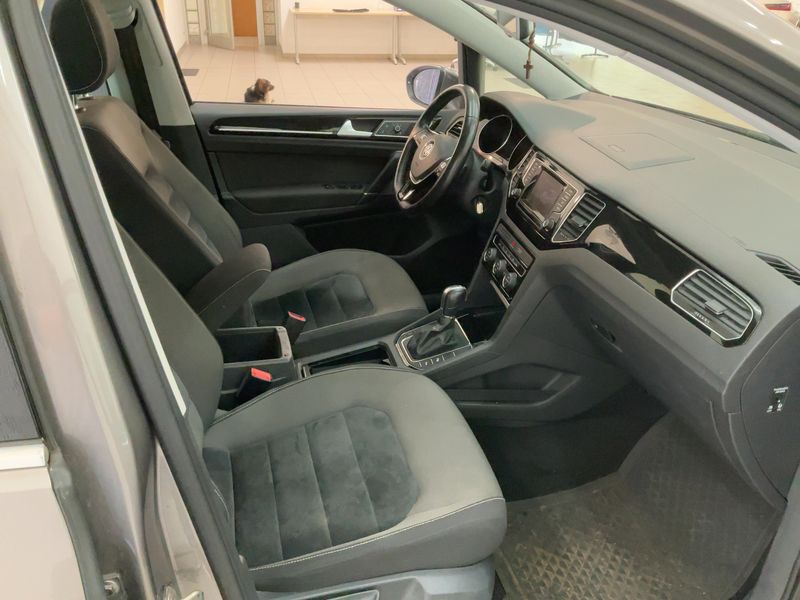Volkswagen Golf VII Sportsvan 2.0 TDI Highline BlueMotion Tech — zdjęcie 11
