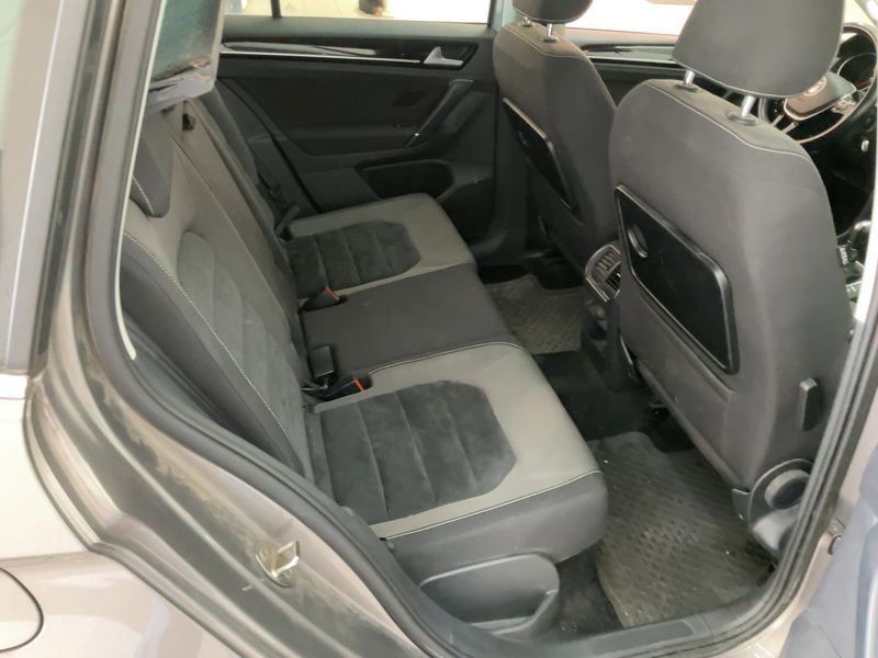 Volkswagen Golf VII Sportsvan 2.0 TDI Highline BlueMotion Tech — zdjęcie 14