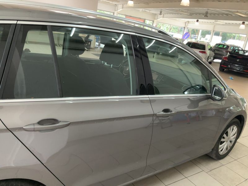 Volkswagen Golf VII Sportsvan 2.0 TDI Highline BlueMotion Tech — zdjęcie 7