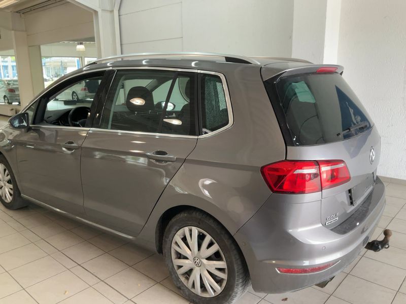 Volkswagen Golf VII Sportsvan 2.0 TDI Highline BlueMotion Tech — zdjęcie 3