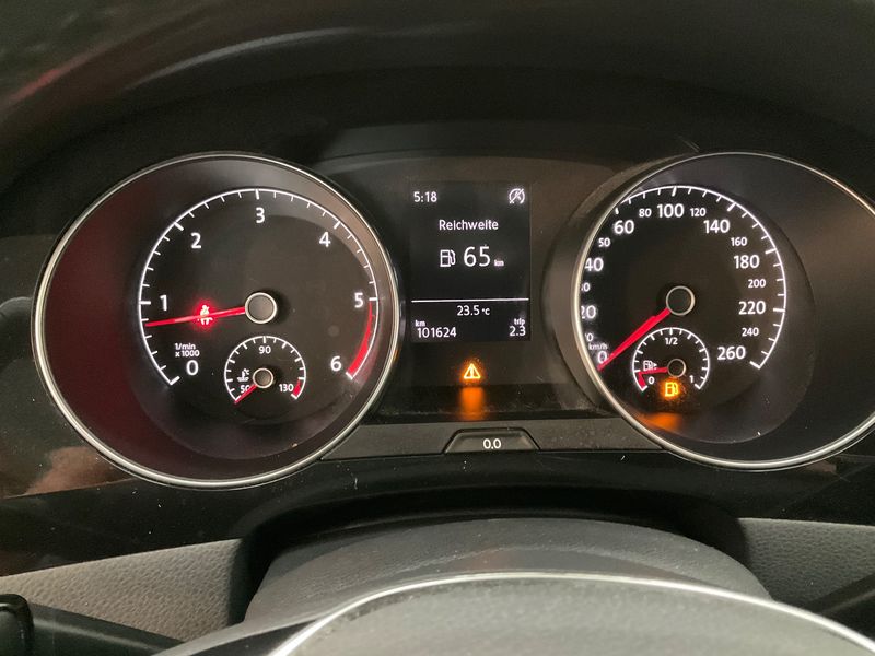 Volkswagen Golf VII Sportsvan 2.0 TDI Highline BlueMotion Tech — zdjęcie 13