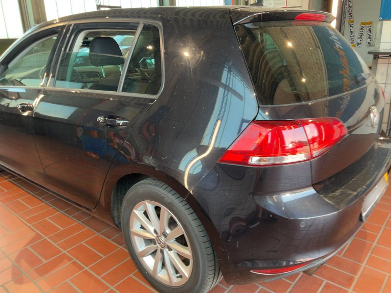 Volkswagen Golf VII 1.4 TSI Lounge BlueMotion Tech 2015 – снимка 6