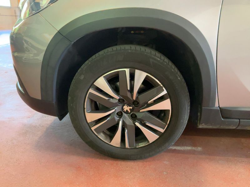 Peugeot 2008 1.2 PureTech Allure 2018 – снимка 3