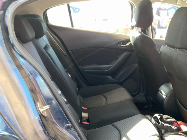 Mazda 3 2.0 Luxury — zdjęcie 14