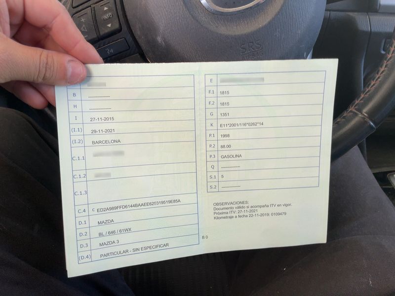 Mazda 3 2.0 Luxury — zdjęcie 15
