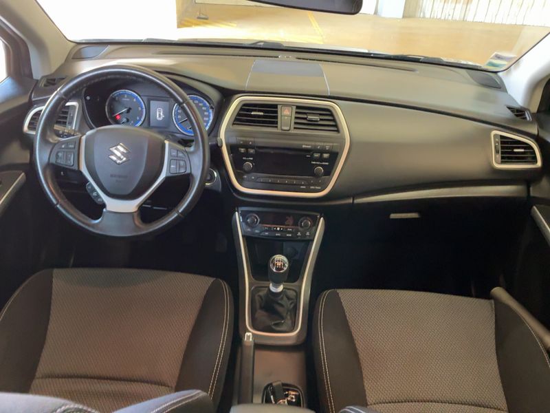 Suzuki SX4 S-Cross 1.6 DDiS Easy 2WD — zdjęcie 12