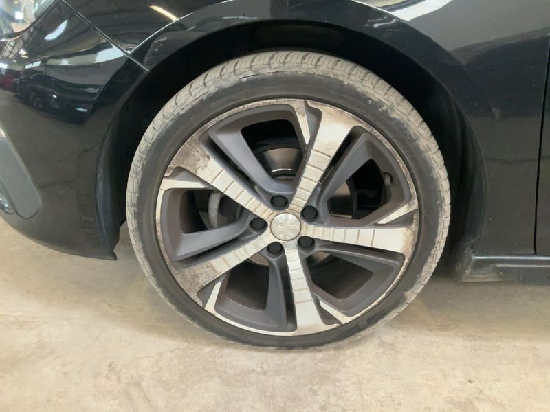 Peugeot 308 1.2 e-THP GT Line 2019 – снимка 3