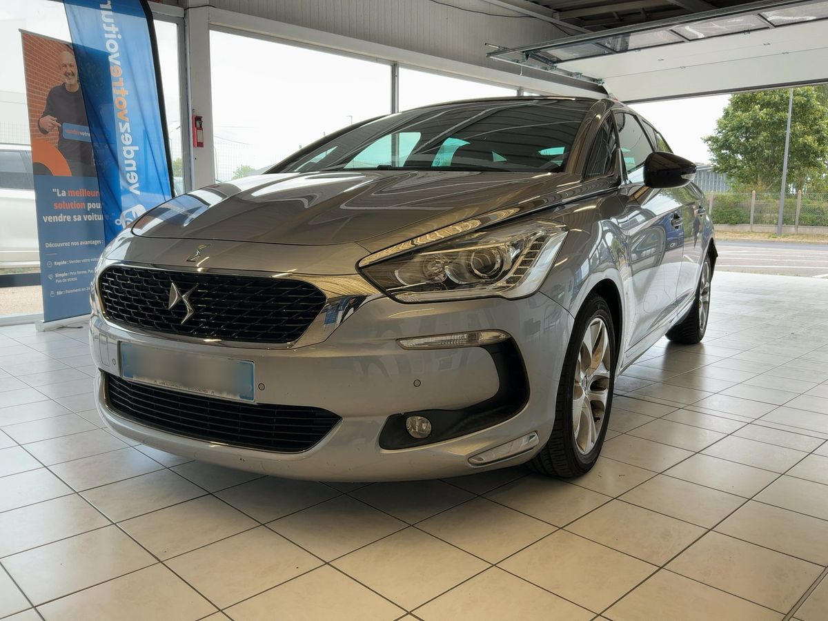 DS Automobiles 2016 — photo 1