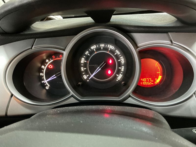 Citroen C3 1.4 HDi Confort 2012 – снимка 18