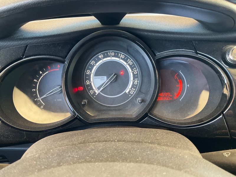 Citroen C3 1.6 Blue-HDi Exclusive — zdjęcie 13
