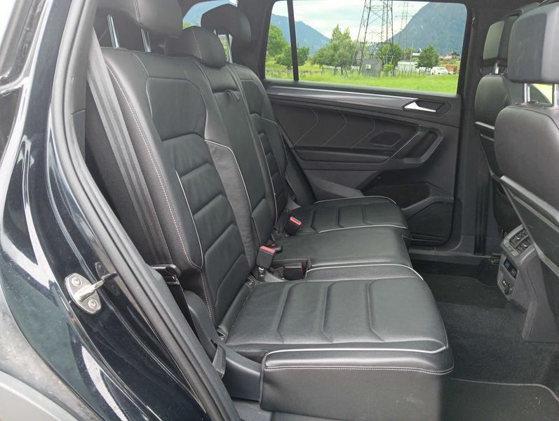 Volkswagen Tiguan Allspace 2.0 TDI Highline 4Motion — zdjęcie 14