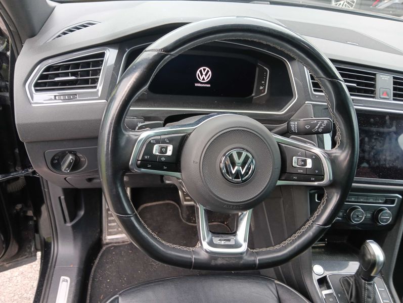 Volkswagen Tiguan Allspace 2.0 TDI Highline 4Motion — zdjęcie 19