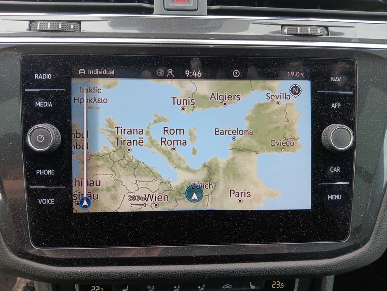 Volkswagen Tiguan Allspace 2.0 TDI Highline 4Motion — zdjęcie 13