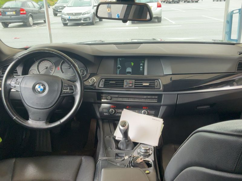 BMW 5er 520d — zdjęcie 12