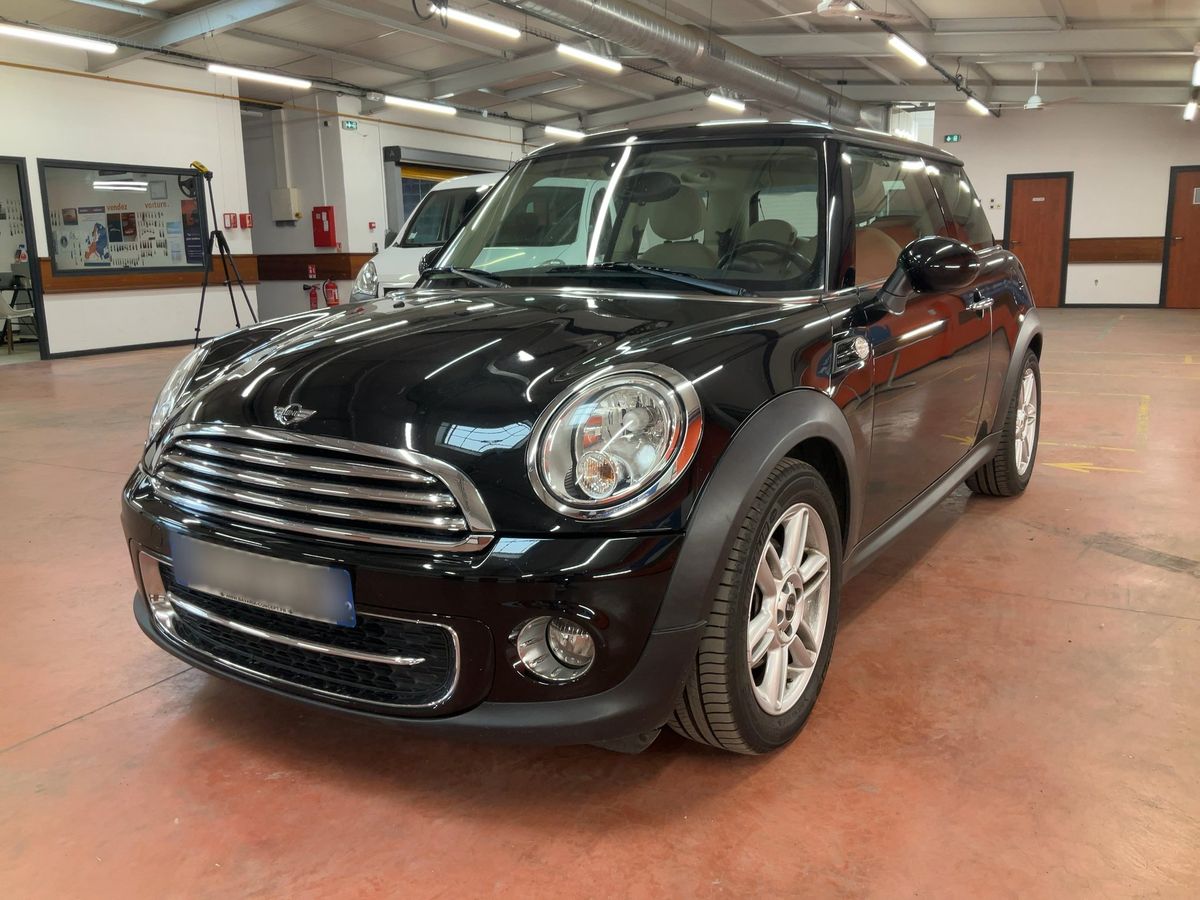 MINI Cooper 2011
