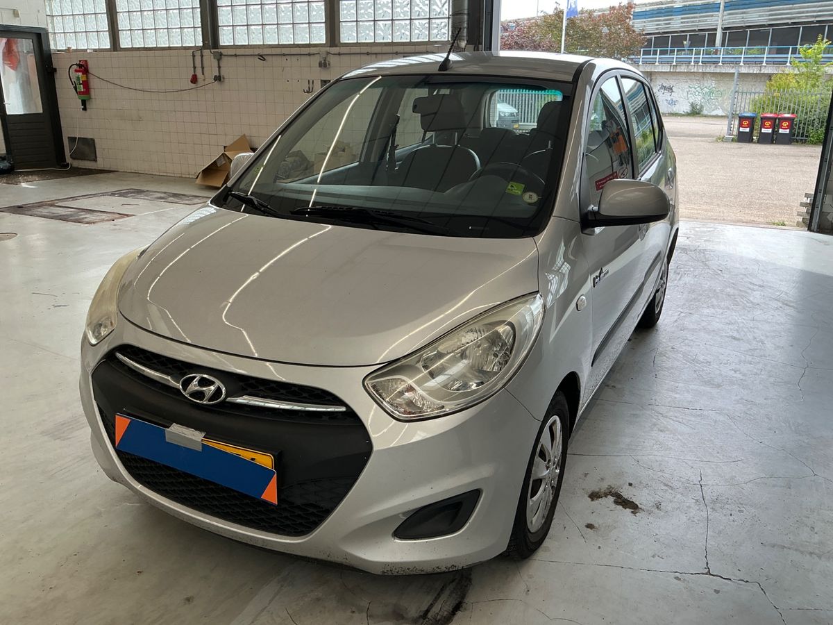 Hyundai i10 2013