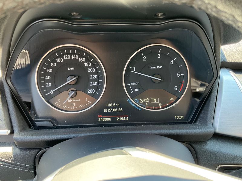 BMW 2er 218d Gran Tourer Luxury Line 2015 – снимка 19