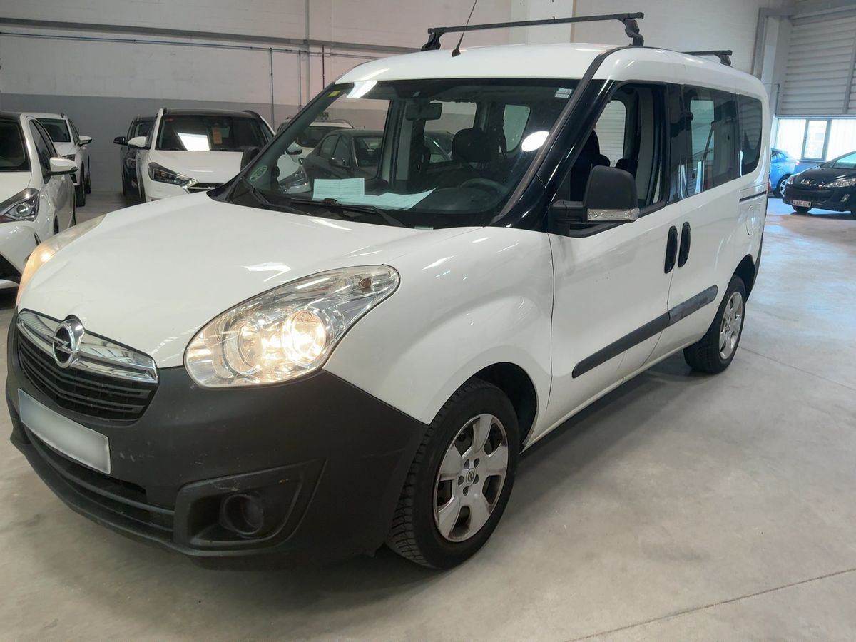 Opel Combo 2015 — photo 1