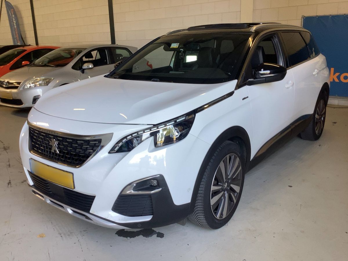 Peugeot 5008 2019 — photo 1