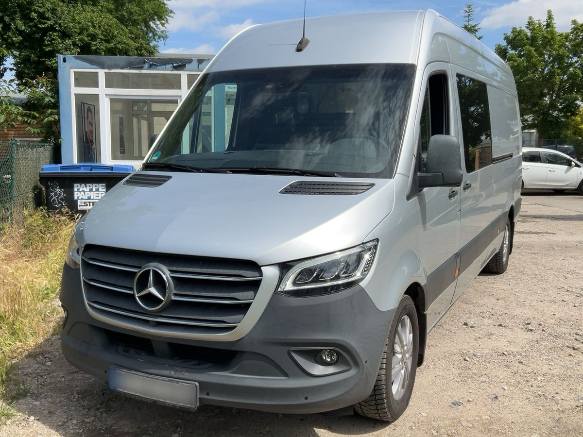 Mercedes-Benz Sprinter 2020 — photo 1