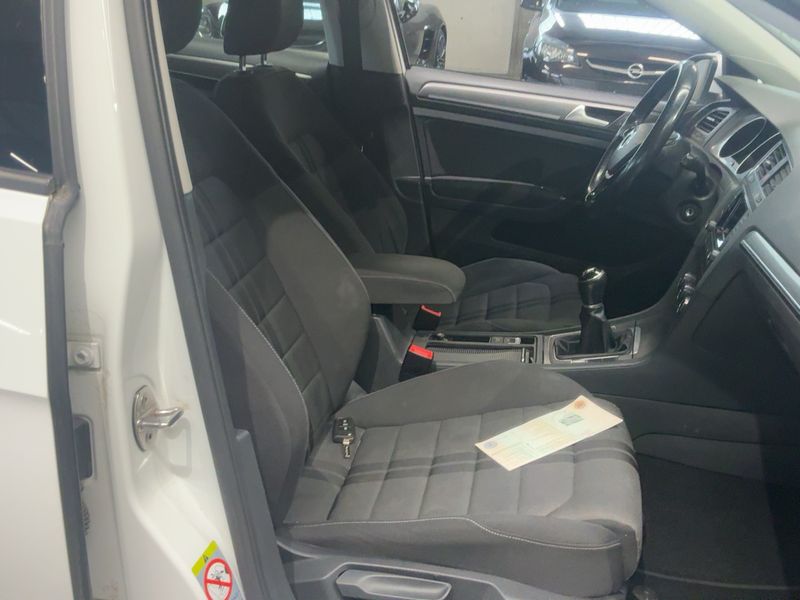 Volkswagen Golf VII 1.4 TSI Comfortline BlueMotion Tech — zdjęcie 11