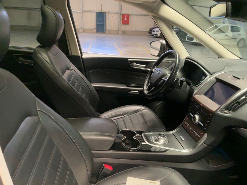 Ford Galaxy 2.0 TDCi EcoBlue Titanium — zdjęcie 11