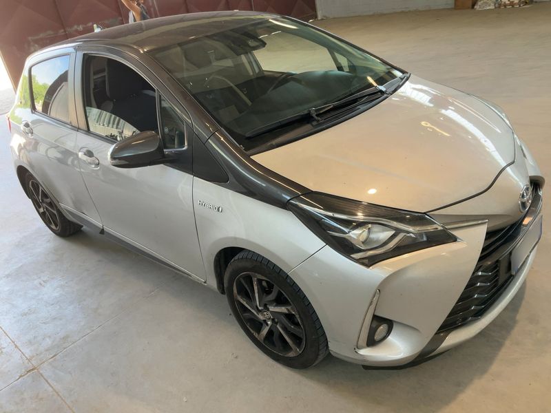 Toyota Yaris 1.5 Hybrid Y20 2019 – снимка 12