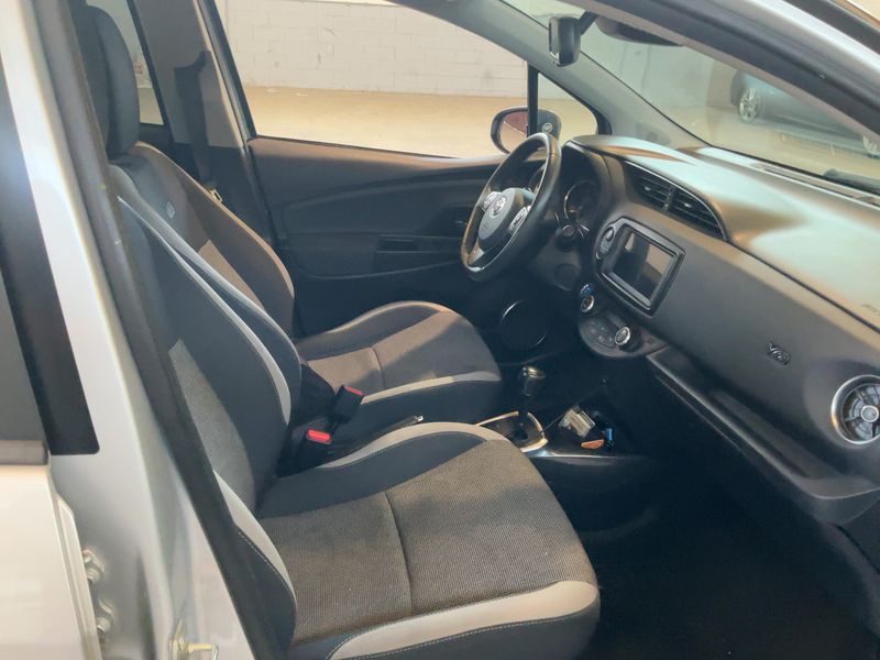 Toyota Yaris 1.5 Hybrid Y20 2019 – снимка 16