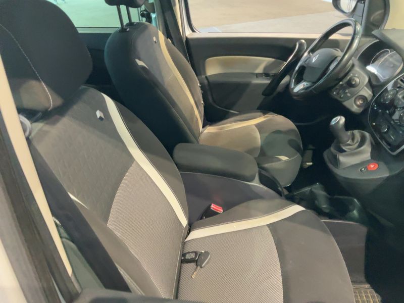 Renault Kangoo 1.5 dCi Limited — zdjęcie 11