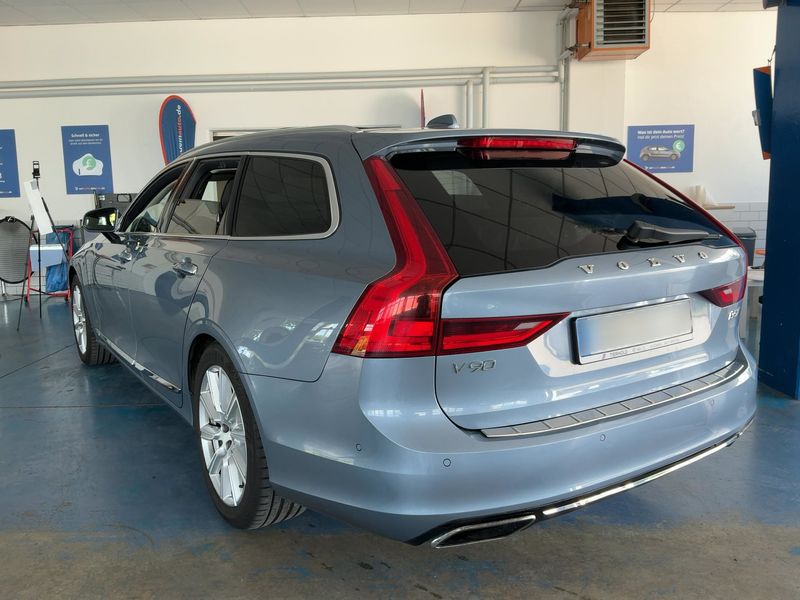 Volvo V90 2.0 D5 Inscription AWD — zdjęcie 3