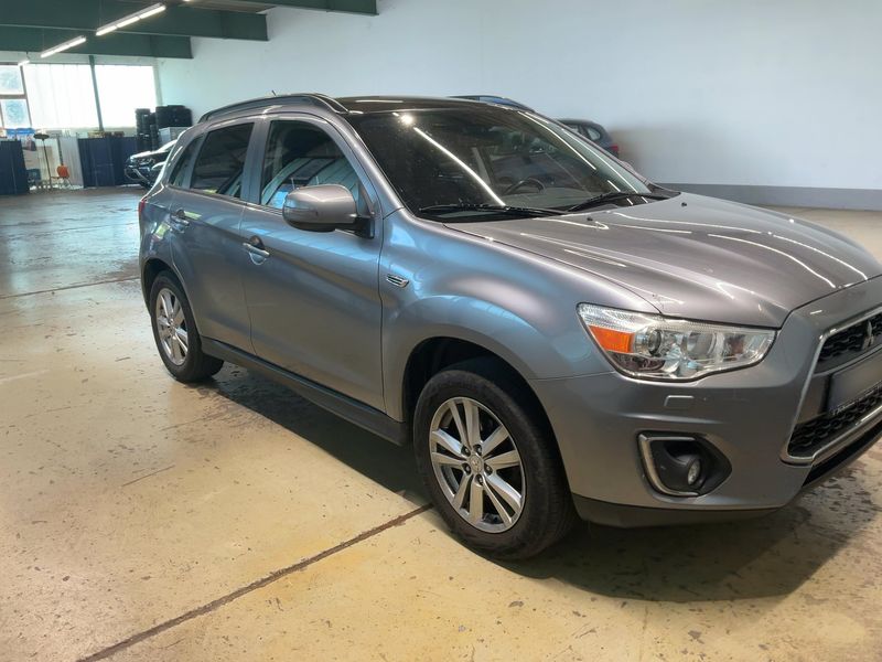 Mitsubishi ASX 1.8 DI-D Intense 2WD — zdjęcie 8