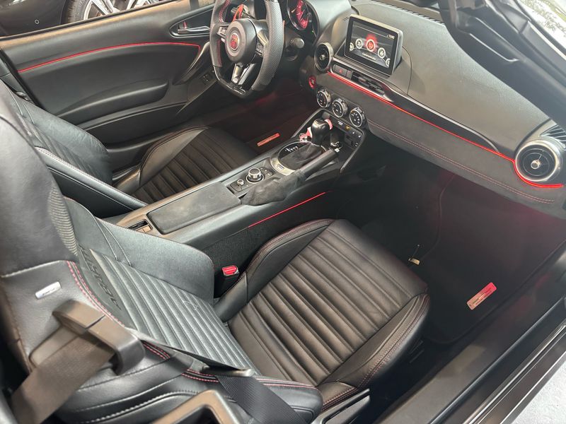 Abarth 124 Spider 1.4 Turbo — zdjęcie 14
