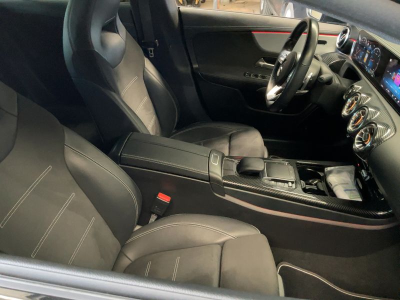Mercedes-Benz CLA-Klasse CLA 200 d Shooting Brake Edition 2020 AMG Line — zdjęcie 11