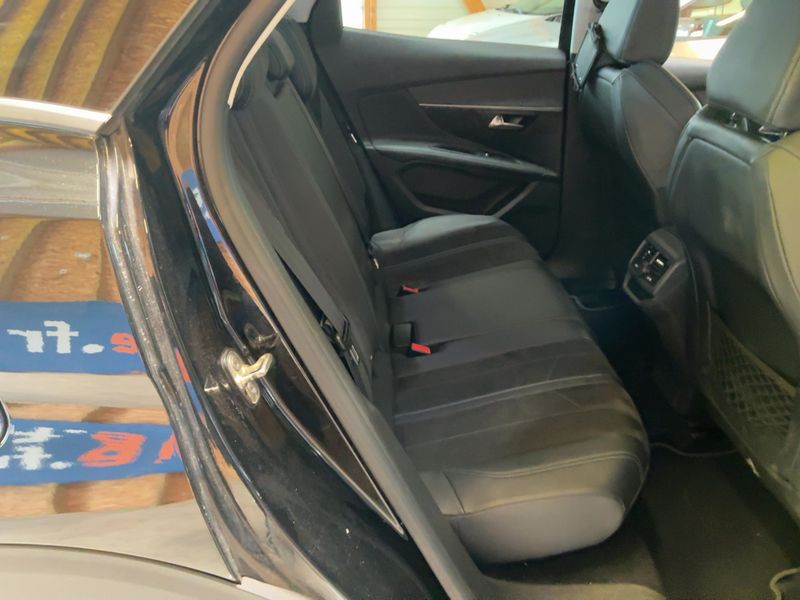 Peugeot 3008 1.6 Blue-HDi Crossway 2018 – снимка 19