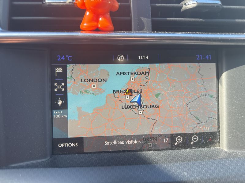 Citroen DS4 1.6 Blue-HDi Chic — zdjęcie 13