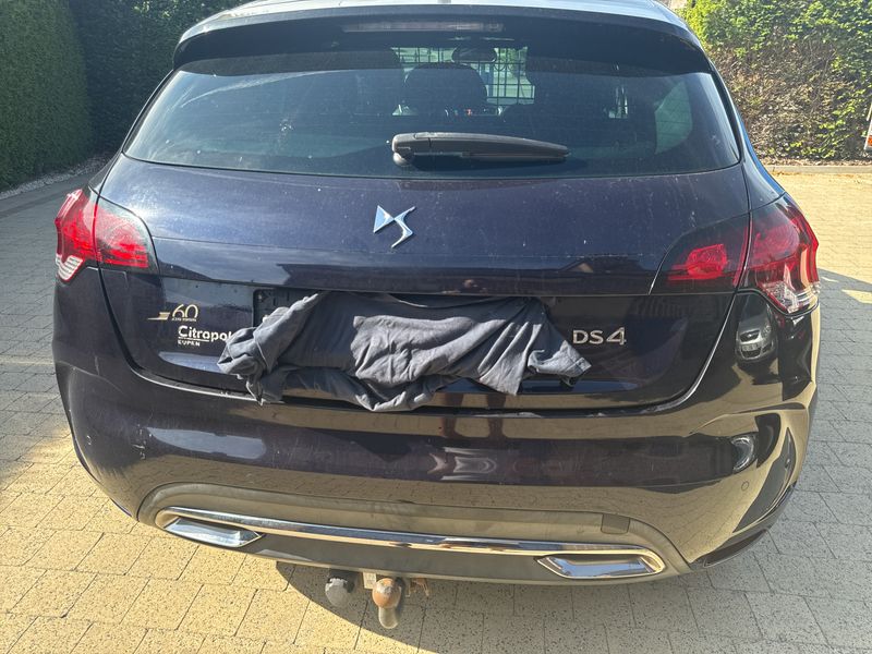 Citroen DS4 1.6 Blue-HDi Chic — zdjęcie 4