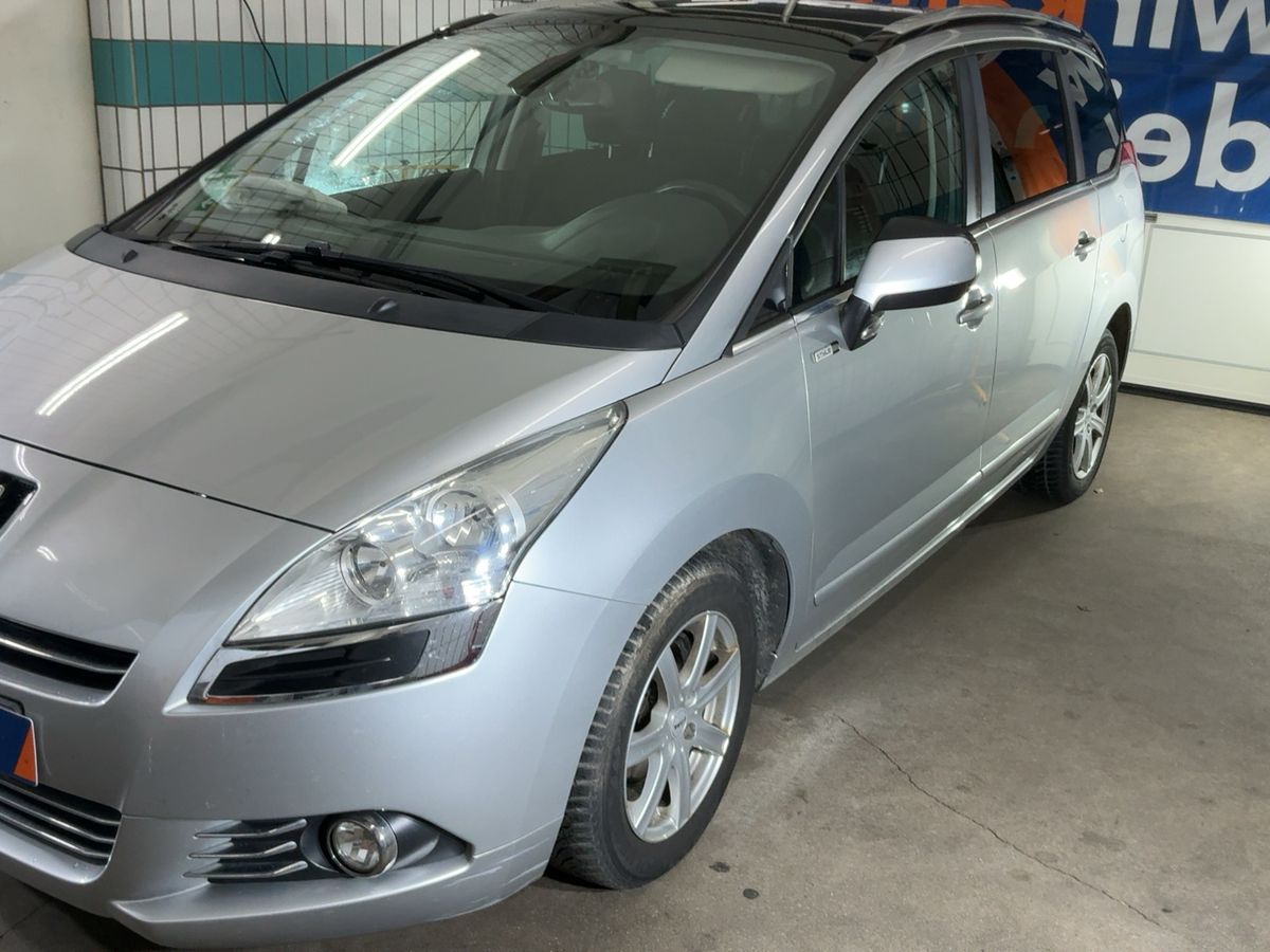 Peugeot 5008 d'occasion