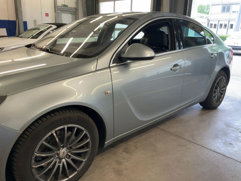 Opel Insignia 2.0 Turbo Sport — zdjęcie 2