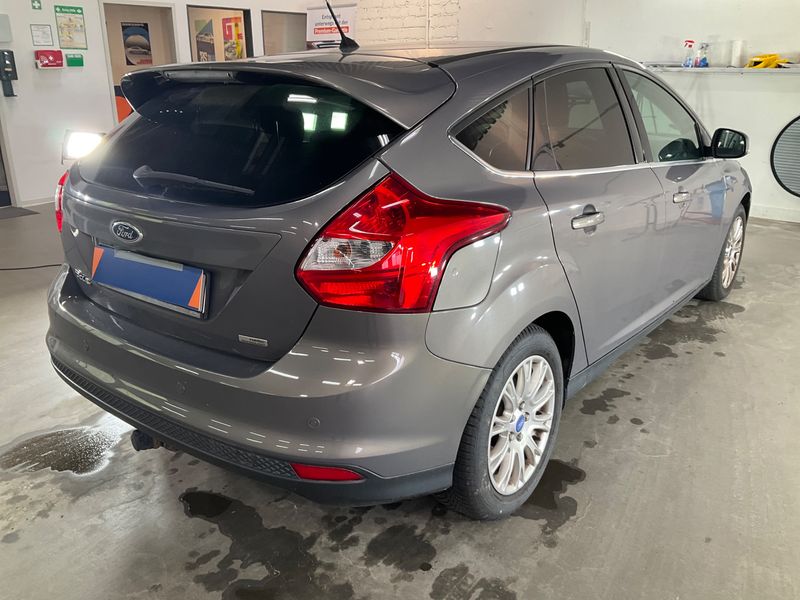 Ford Focus 1.6 TDCi Titanium — zdjęcie 2