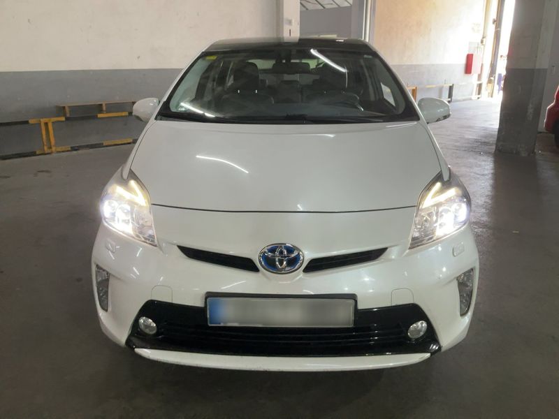 Toyota Prius 1.8 Plug-in Hybrid 2013 – снимка 14