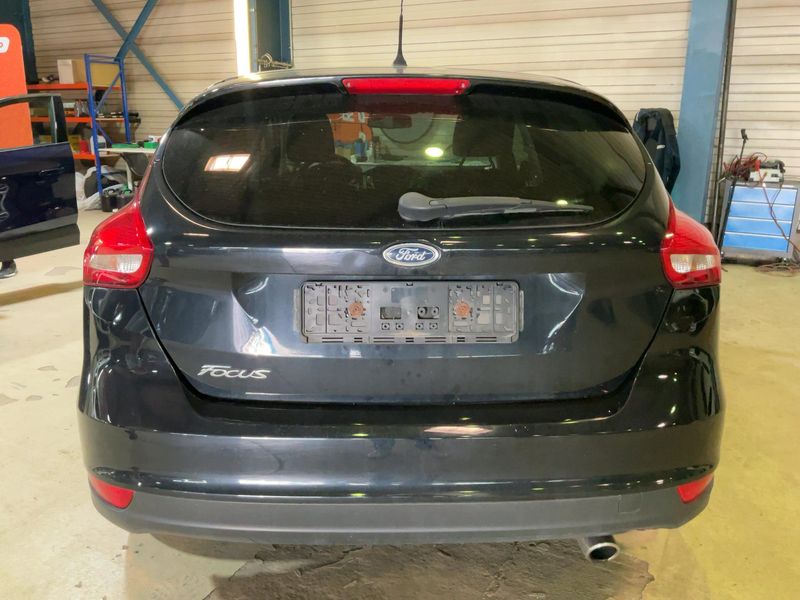 Ford Focus 2.0 TDCi Titanium 2015 – снимка 7