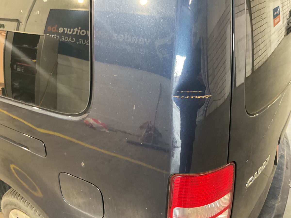 Volkswagen Caddy 2015 — photo 40