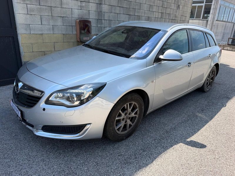 Opel Insignia Sports Tourer 1.6 CDTI DPF Business Edition — zdjęcie 2