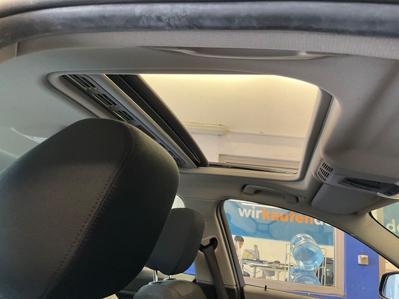 BMW 3er 318d 2014 – снимка 36
