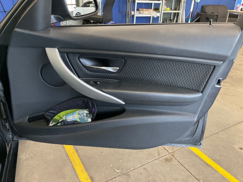BMW 3er 318d 2014 – снимка 28