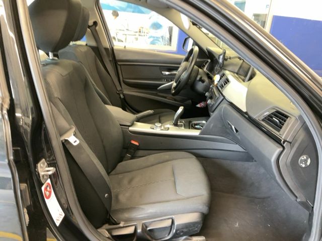 BMW 3er 318d 2014 – снимка 17