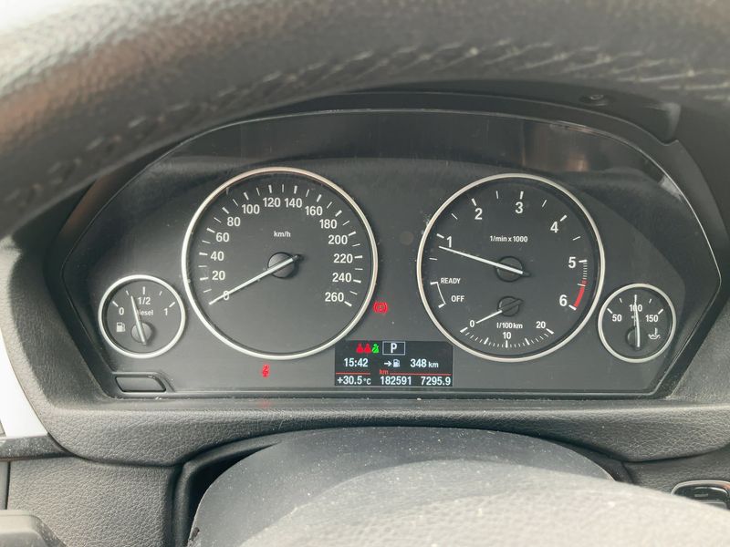 BMW 3er 318d 2014 – снимка 19