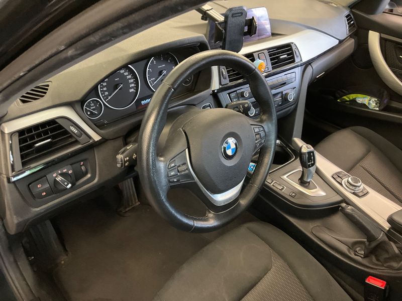 BMW 3er 318d 2014 – снимка 33