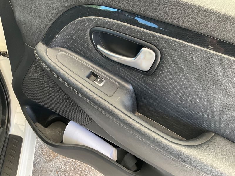 Kia Carens 1.7 CRDi High tech 2015 – снимка 30